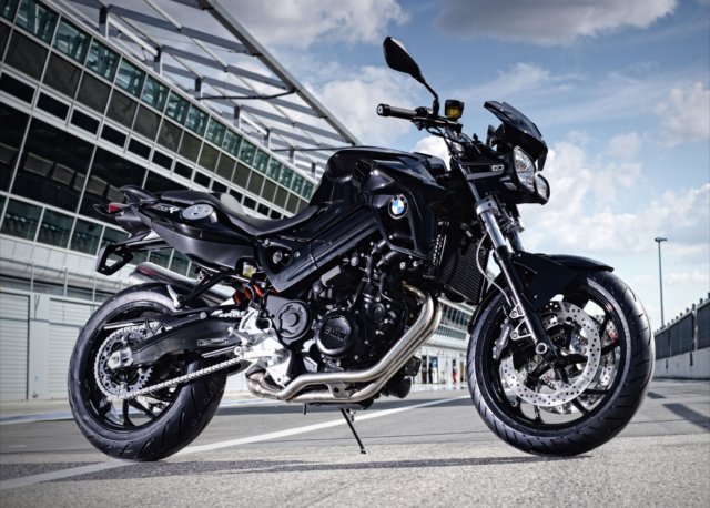 BMW F 800 R Black Edition, grinta ed eleganza