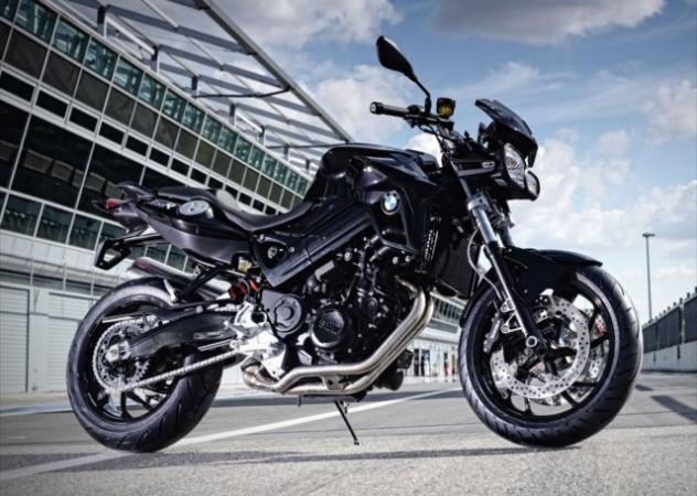 BMW F 800 R Black Edition, grinta ed eleganza