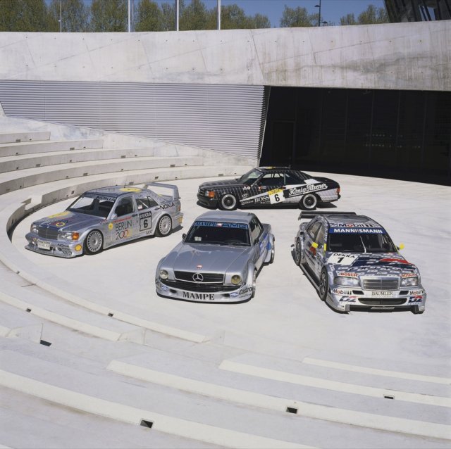 Mercedes-AMG festeggia il 45esimo anniversario con la A 45 AMG