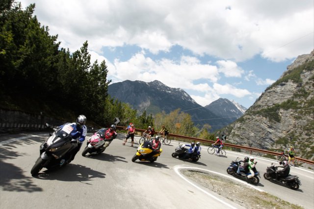 Yamaha in vetta allo 'Stelvio International 2012'