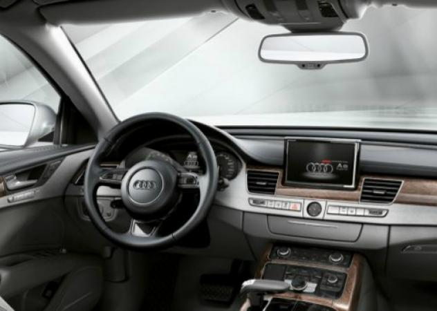Sul mercato la Audi A8 hybrid